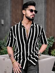 Short-Sleeve Printed Shirt